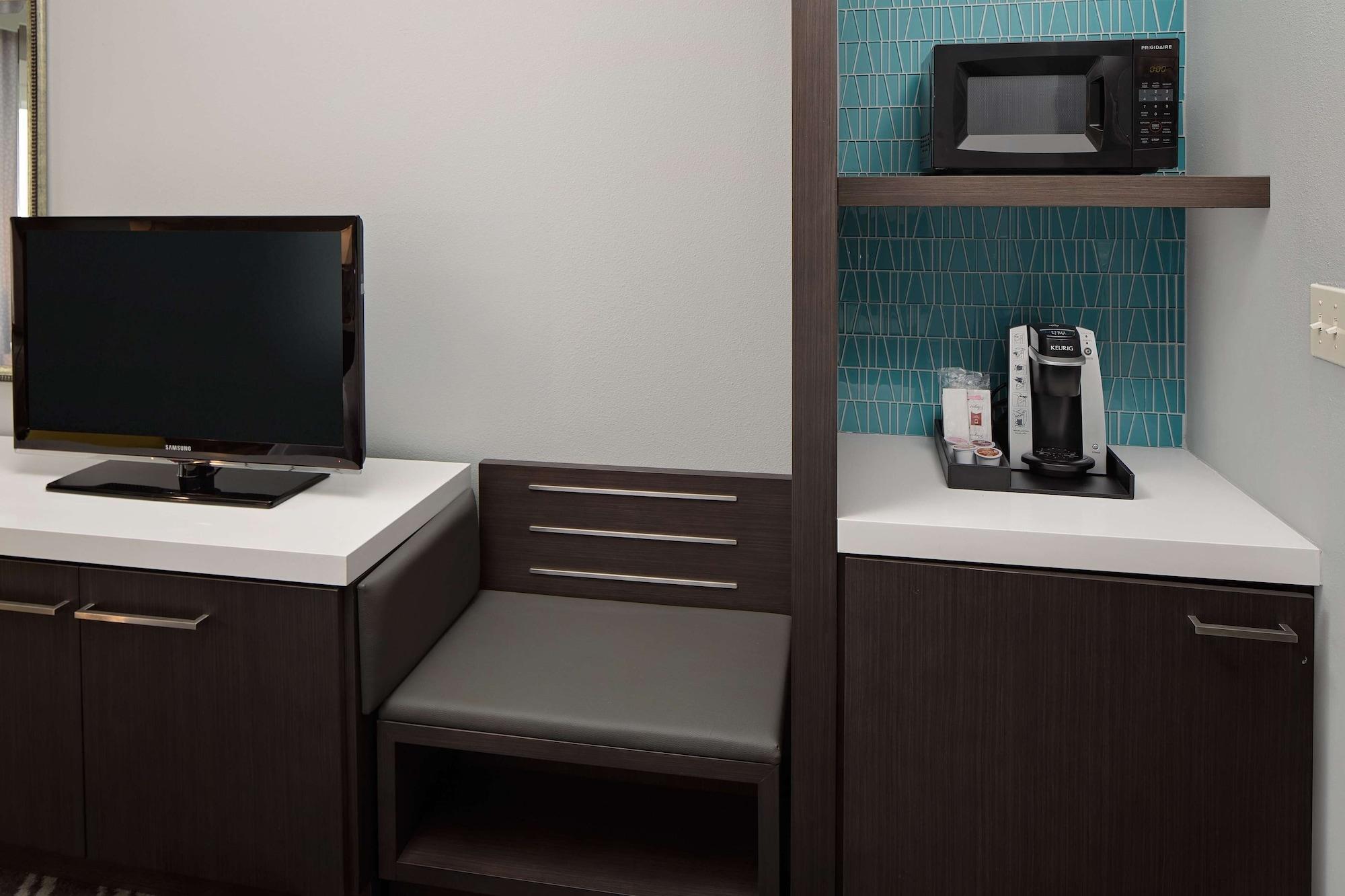 Hilton Garden Inn Dfw Airport South Irving Exteriör bild