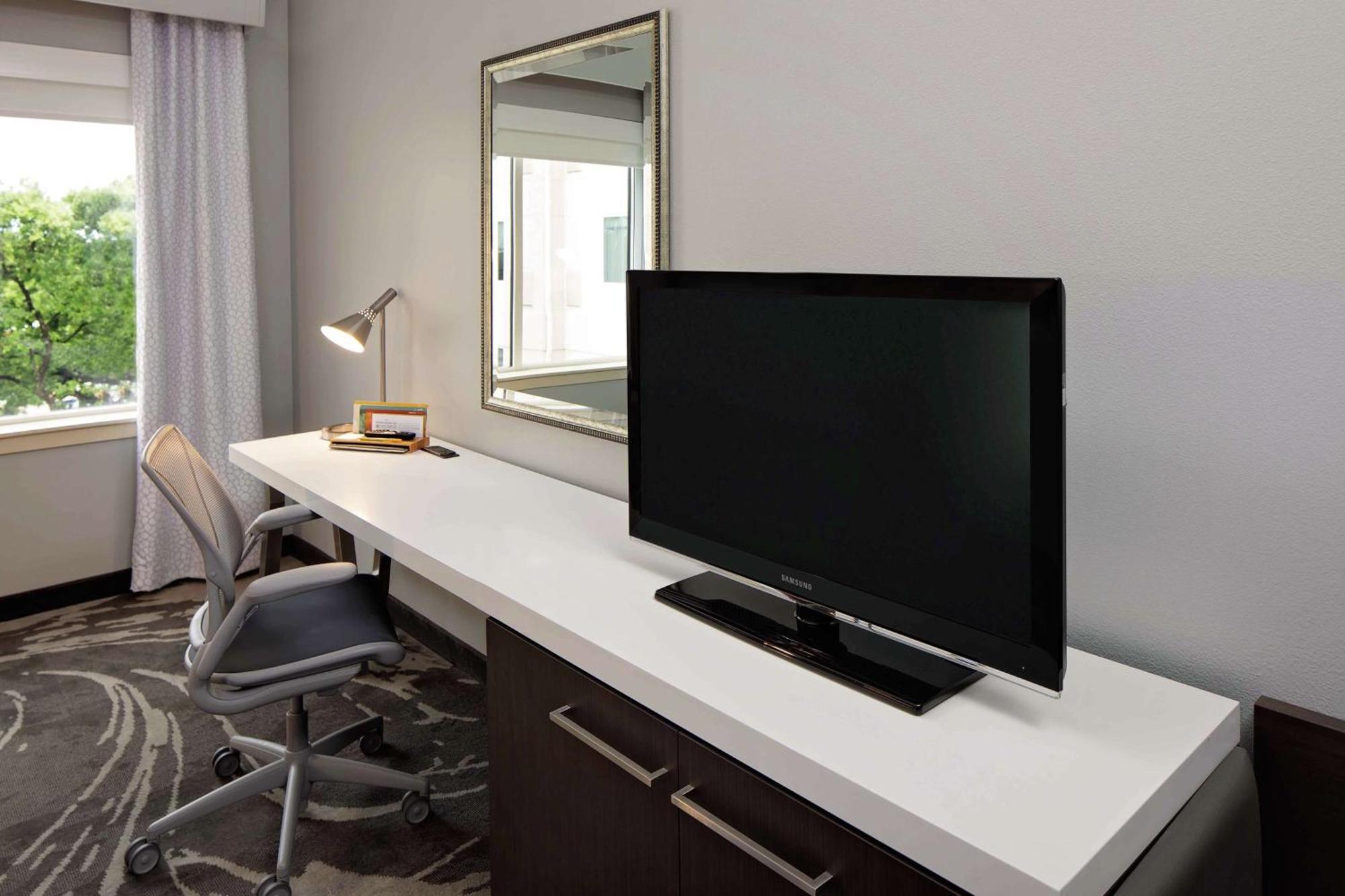 Hilton Garden Inn Dfw Airport South Irving Exteriör bild
