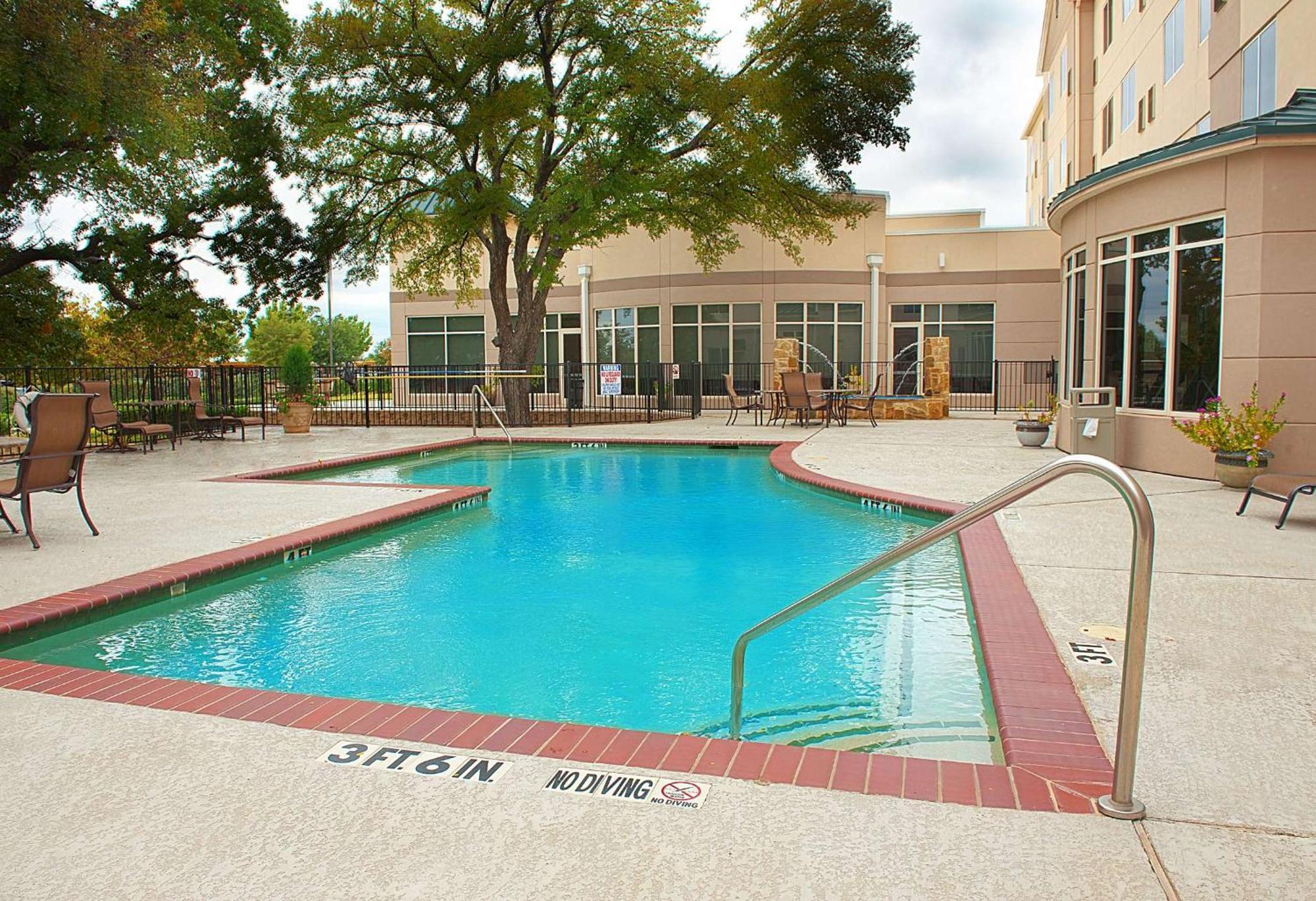 Hilton Garden Inn Dfw Airport South Irving Exteriör bild